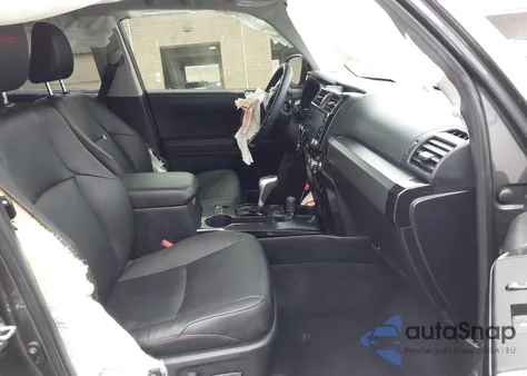 2023 Toyota 4Runner Trd Off Road Premium из США, поврежденный, VIN JTERU5JR2P6207417